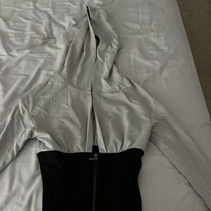 Venus Zip Ip Top with Hood